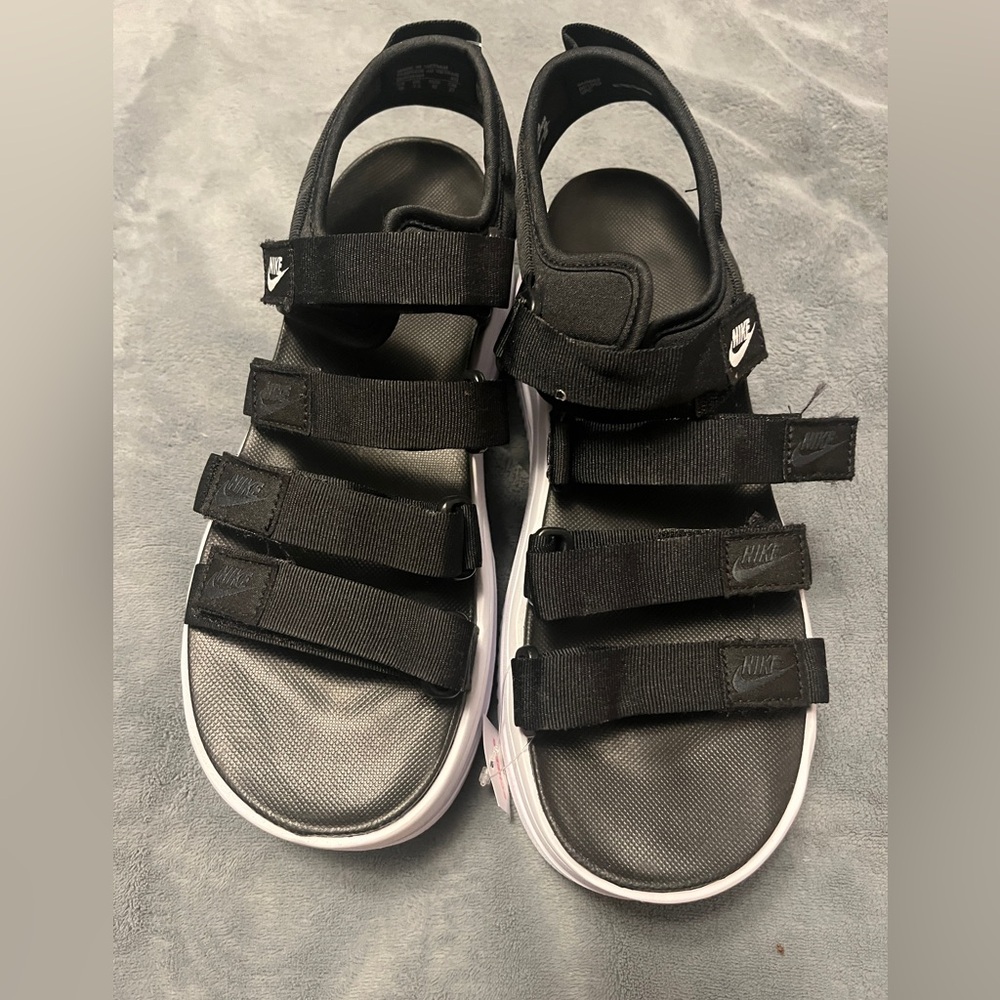 Nike Platform Sandals women’s size 10